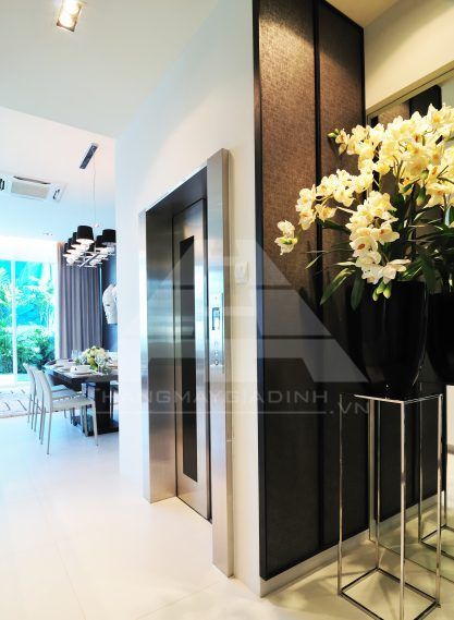 Thang máy Huy Hoàng