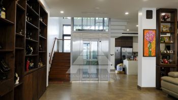 Thang máy thủy lực KLEEMANN nhập khẩu nguyên chiếc được lắp đặt tại Vinhomes Harmony