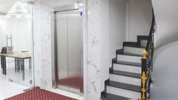 Dự án thang máy gia đình nhập khẩu cabin kính phủ sơn hiện đại