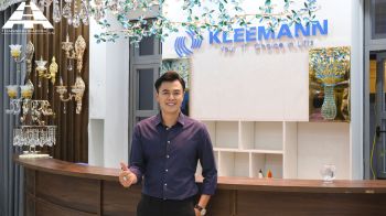 Cùng MC Tuấn Tú trải nghiệm Showroom HUY HOÀNG