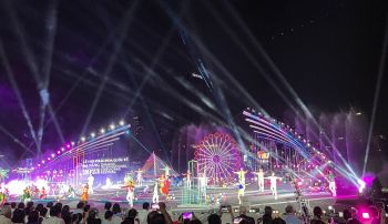 Thang máy Huy Hoàng - Nhẹ nhàng chào đón Đà Nẵng 2023