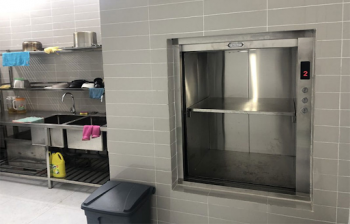 Thang máy tải thực phẩm 50kg đến 500kg - Báo giá mới nhất 2025