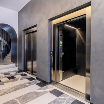 Thang máy bệnh viện đạt chuẩn - Kích thước và báo giá 2025