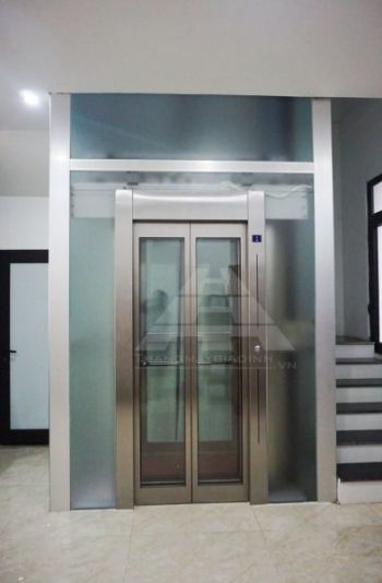 Lắp đặt thang máy kính tại Văn phòng công ty dược phẩm
