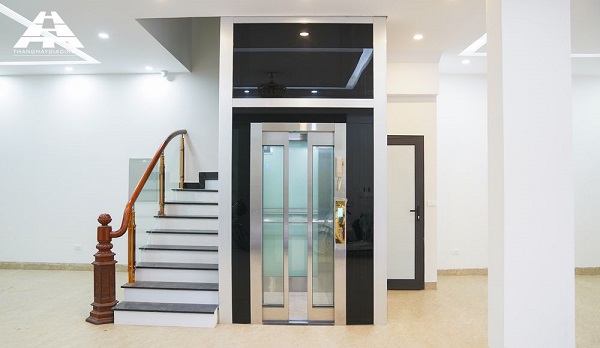 Hình ảnh mẫu thang máy dành cho cho gia đình có cửa mở tự động