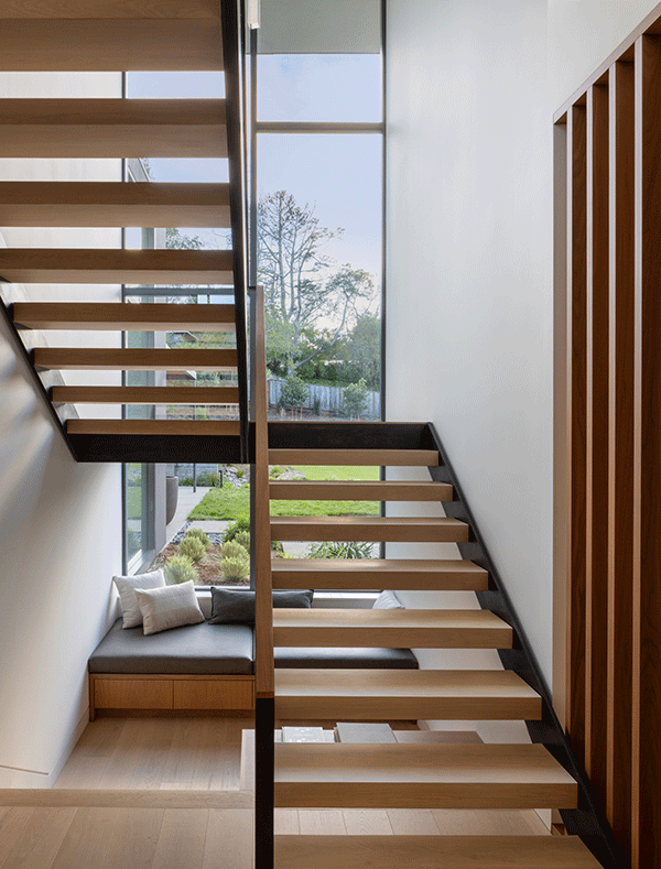 mẫu cầu thang gỗ công nghiệp 9