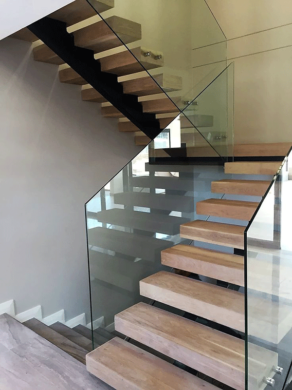 mẫu cầu thang gỗ lim nam phi