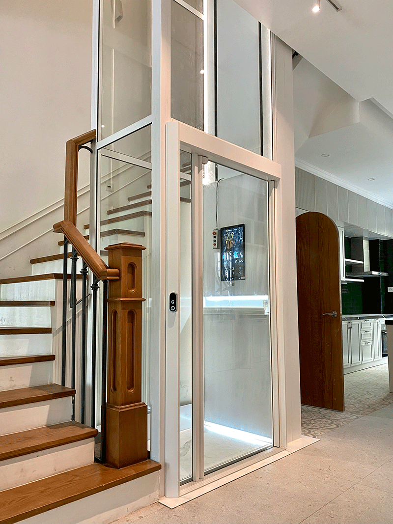 Thang máy Huy Hoàng Luxury Lê Nguyễn Đoan Trang