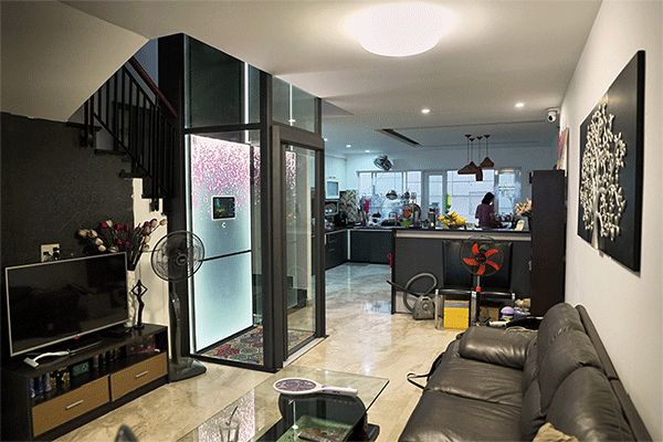 thang máy huy hoàng luxury Ngô Hoàng Long