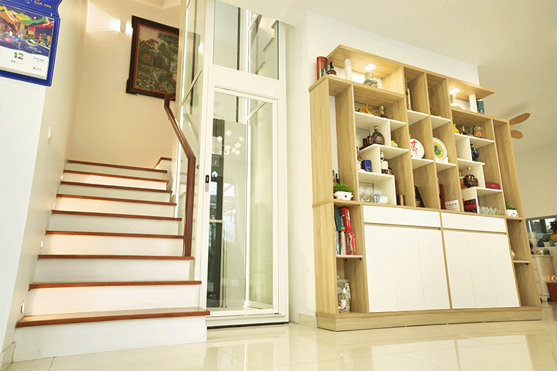 thang máy huy hoàng luxury Nguyễn Thu Hằng 3