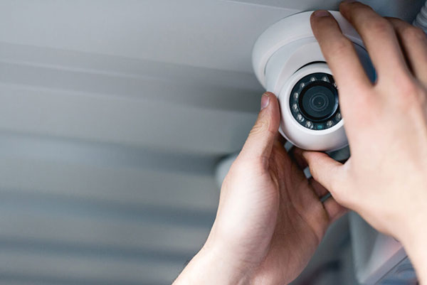 lắp camera thang máy cần thiết bị gì