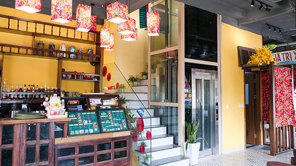 lợi ích của việc thang bộ ôm thang máy