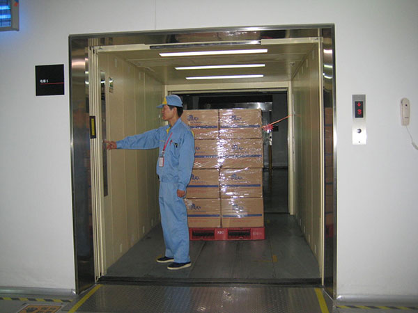 lưu ý khi lắp đặt và vận hành thang máy công nghiệp