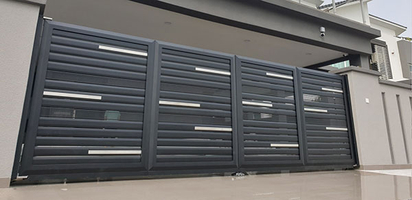 mẫu cổng inox 4 cánh sang trọng