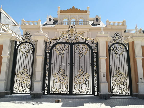 mẫu cổng sắt nghệ thuật