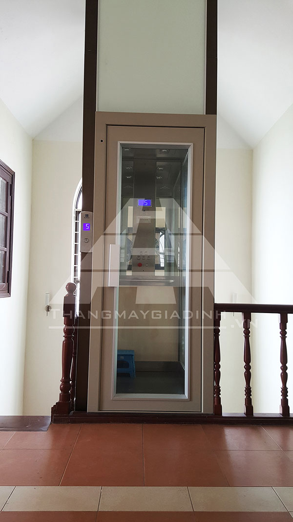 mẫu thiết kế nhà 5x13m có thang máy đẹp