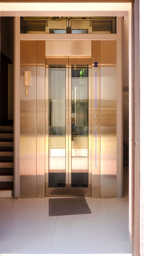 có nên chọn thiết kế nhà 30m2 có thang máy