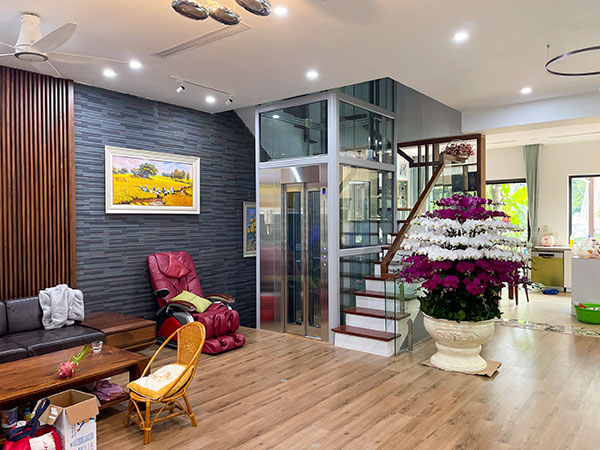 mẫu thiết kế nhà ống 7 tầng có thang máy sang trọng